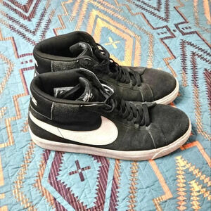 Nike SB‎ Blazer mid